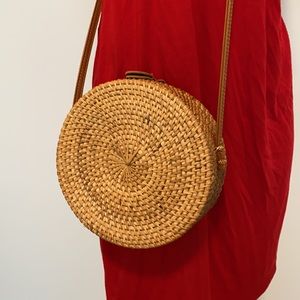 Straw crossbody bag